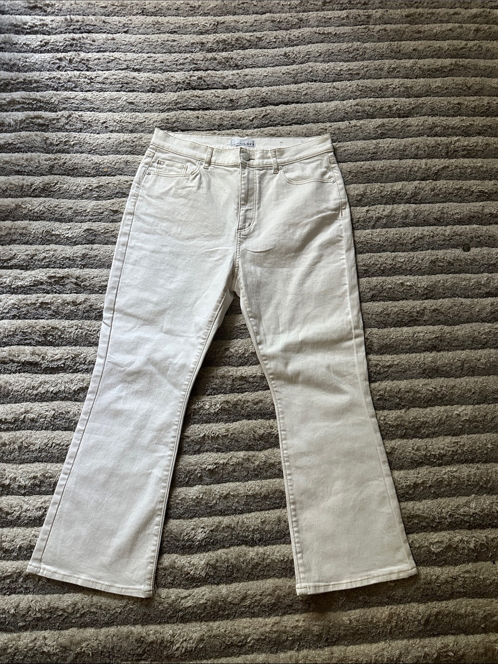 LOFT Cream Wide-Leg Jeans PETITE